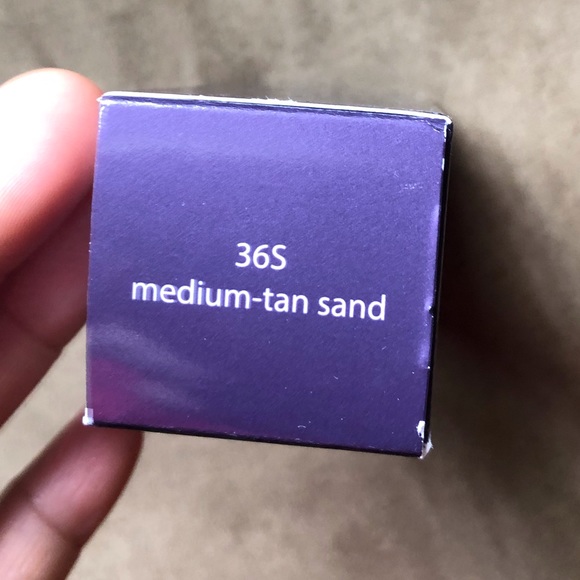 NIB NWT Tarte Face Tape Foundation Makeup Featherlight full coverage 36S - Picture 3 of 8